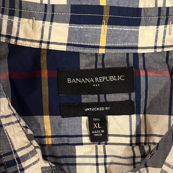 Banana Republic Navy and White Plaid Shirt - Picture 2 of 4